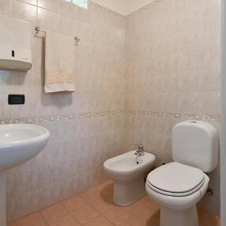 Lejlighed 2 Bedroom Beautiful In *