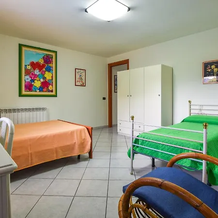 2 Bedroom Beautiful In * Trecastagni